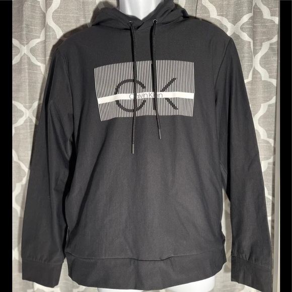 NWT Men’s Medium Calvin Klein Linear Logo Prints Drawstring Hoodie In Black - Picture 5 of 11